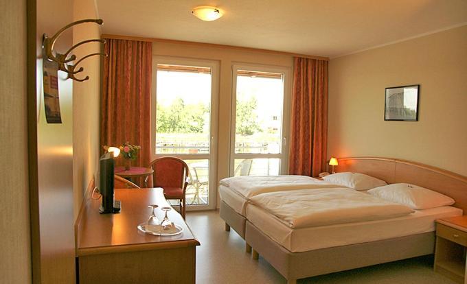 Hotel Zur Bruecke Greifswald Chambre photo